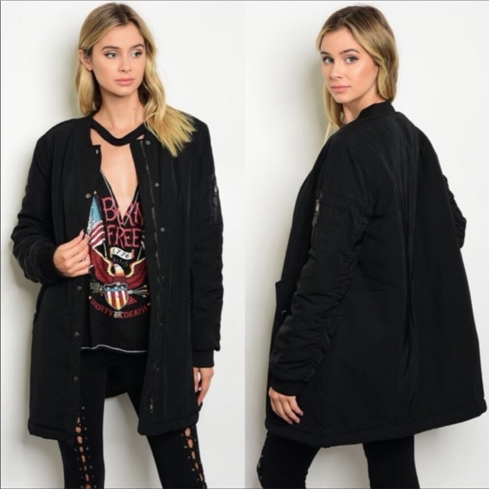 5 STAR Black Stadium coat. - Picture 2 of 6